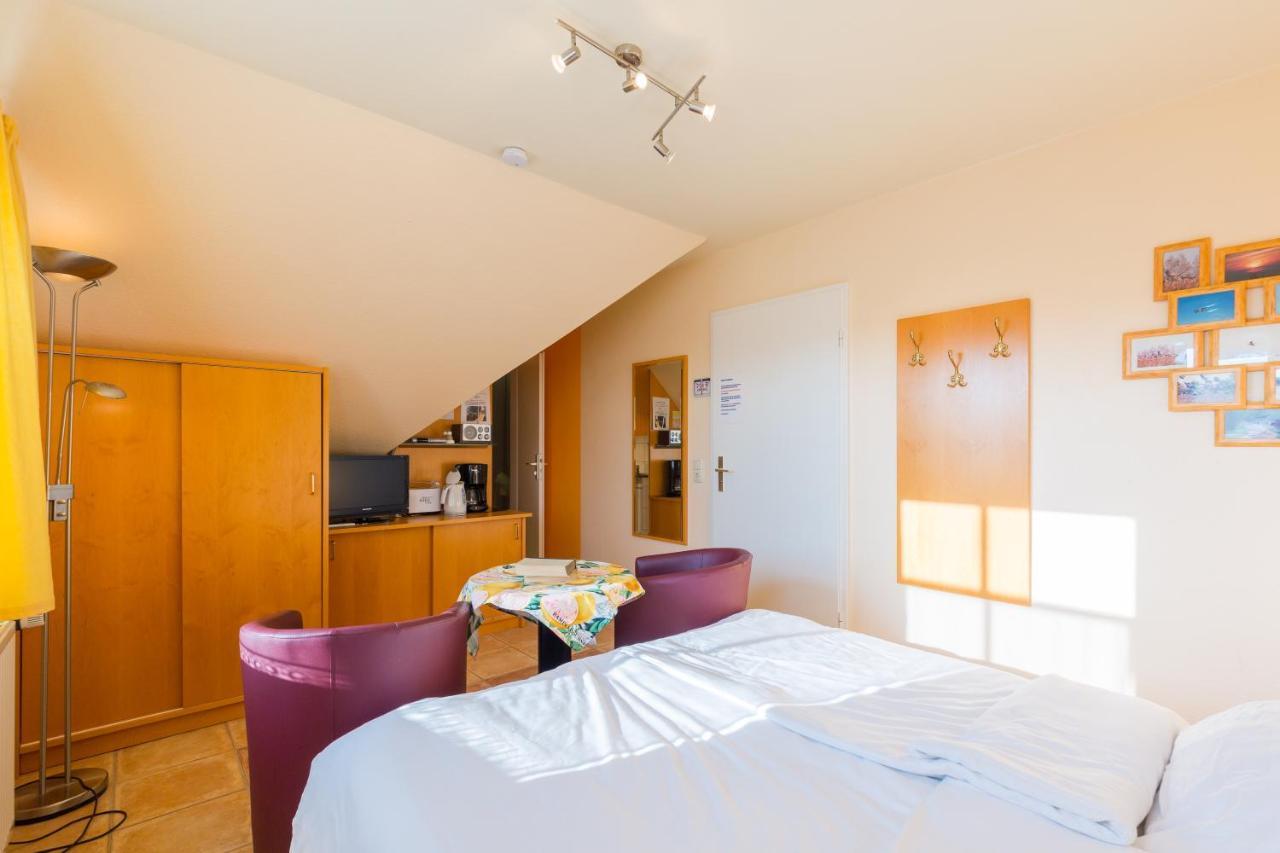 Der Suedschwede ... Dein Gaestehaus Mitten In Zingst Und Nah Zum Strand מראה חיצוני תמונה